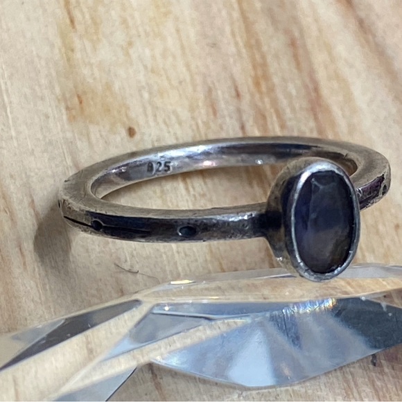 Vintage Native American dark blue gemstone Sterling Silver ring size 5
Good c - Picture 3 of 3